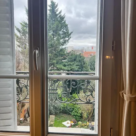 Apartment Le - Very Close From Train Station & Paris